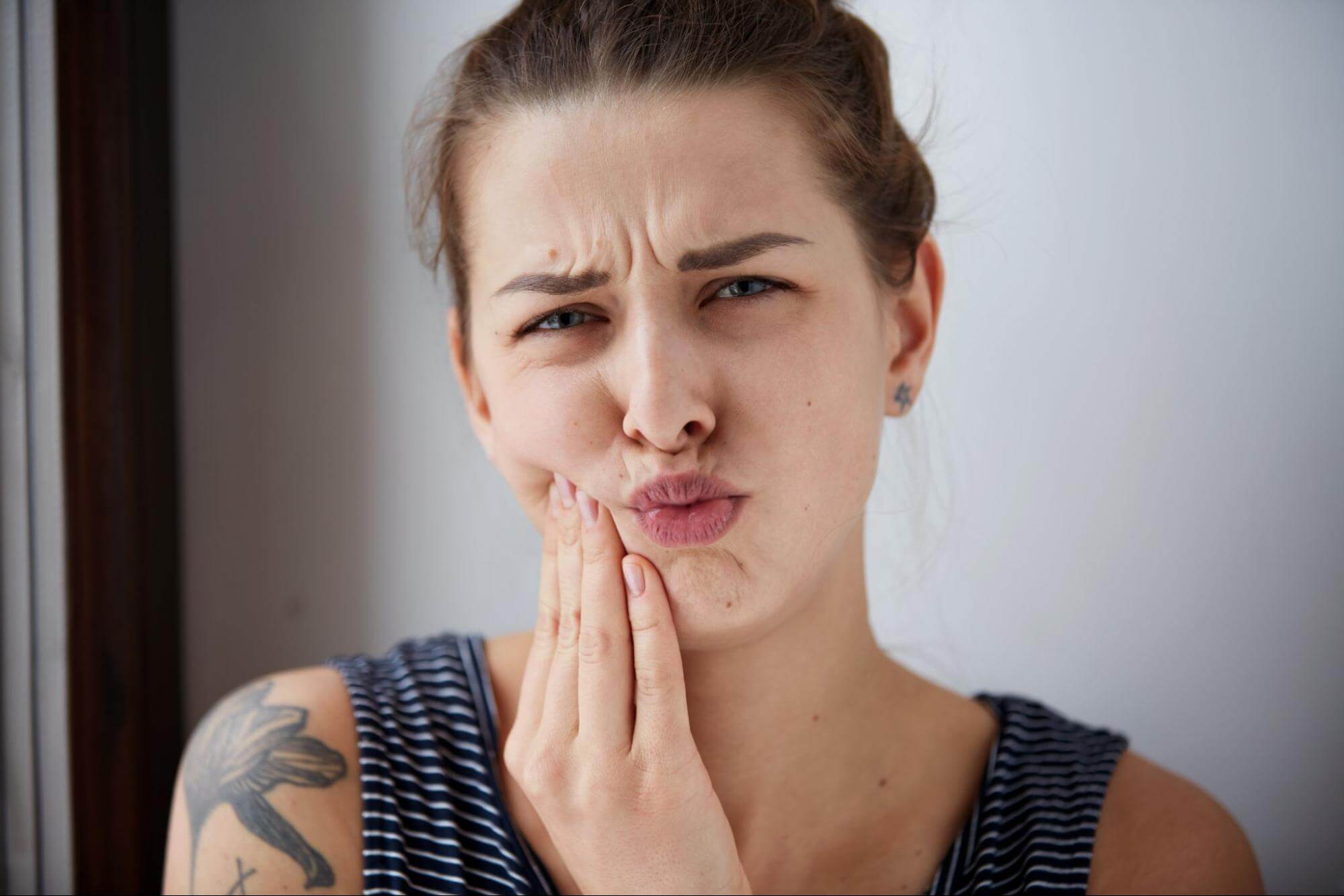 What causes tooth sensitivity to cold? Somos Dental